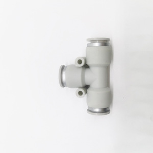 Raccord pneumatique en T à connexion rapide Airtac APE 4 6 8 10 12 Cuivre Plastique - Product Image 1