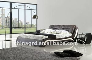 Letto Moderno dal Design Elegante con Testiera Alta a Prezzo Conveniente, Arredamento per il Medio Oriente - Product Image 3