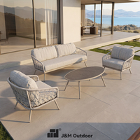 Ensemble de canapés de patio modernes et confortables J&M Outdoor pour 4 personnes, pour cour et salon