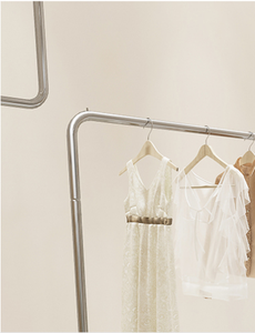 Kainice Vente au détail Usine personnalisée <span class=keywords><strong>pas</strong></span> <span class=keywords><strong>cher</strong></span> Boutique Vêtements suspendus Boutique Vêtements Showroom Vêtements Racks Affichage <span class=keywords><strong>Étagère</strong></span> suspendue - Product Image 3