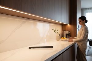 Profilé en aluminium pour éclairage <span class=keywords><strong>LED</strong></span> intégré <span class=keywords><strong>de</strong></span> meuble <span class=keywords><strong>de</strong></span> cuisine sans poignée, pour ameublement <span class=keywords><strong>de</strong></span> cuisine sur mesure YB1041-0 - Product Image 6