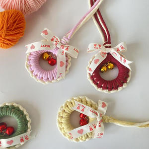 Pace gioia albero di natale corona ciondolo portachiavi in tessuto artigianato arco finestra regalo per la decorazione di auto - Product Image 5