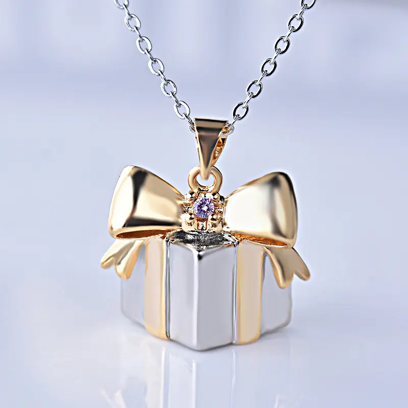 2022 fashion jewelry Christmas bow tie necklace brass clavicle chain 18k gold plated christmas gift box pendant necklaces