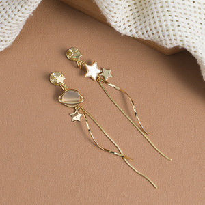 Pendientes Asimétricos de Estrella y Luna con Borlas, Plata S925, Estilo Coreano para Mujer, Joyería de Moda para Fiestas y Uso Diario - Product Image 4