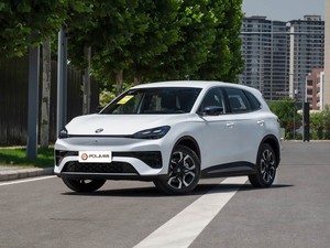 SAIC MG 4X 610 Freedom Edition 2026, SUV compact 100% électrique, blanc nacré, autonomie 610 km (CLTC) - Product Image 3