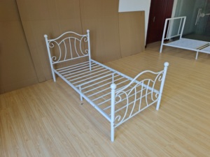 Lit simple <span class=keywords><strong>en</strong></span> stock, prix bas, cadre de lit simple <span class=keywords><strong>en</strong></span> métal pour adultes - Product Image 4