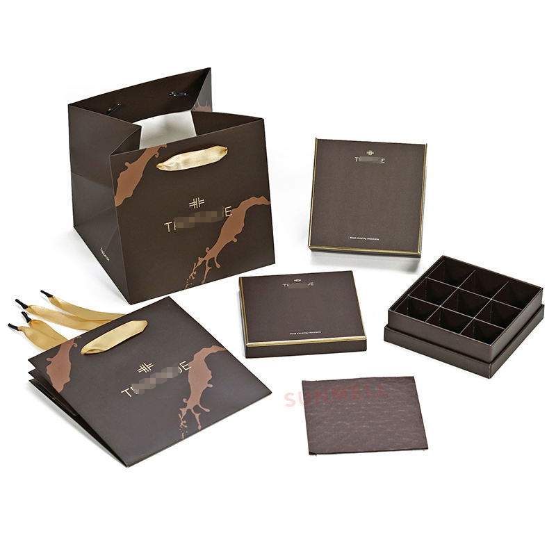 Boîte de chocolat avec sac de collection