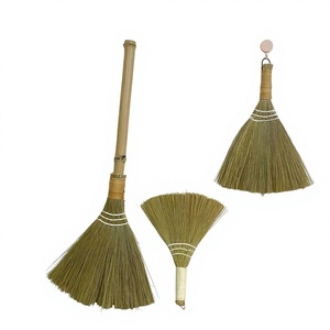 <span class=keywords><strong>Balai</strong></span> en bambou à long manche, herbe de la pampa tressée, doux, pour le nettoyage du salon, élimination de la poussière domestique, disponible en gros dans le Guangxi - Product Image 1