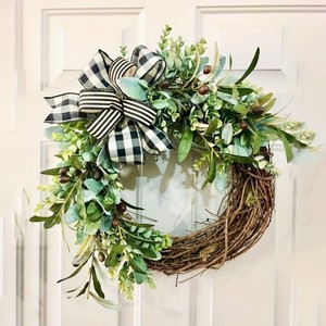 Guirlande de Noël moderne FEI TSWEI en eucalyptus, décoration suspendue pour porte avec baies, vente en gros du fabricant - Product Image 6