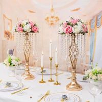 Support de fleurs en gros le plus vendu avec perles de diamant, grand support de fleurs doré, décorations de table pour centre de table de mariage