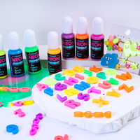 TIMESRUI Vente en gros de colorant en résine fluorescente opaque Colorant néon réactif aux UV pour moulage de résine époxy/UV, fabrication de bijoux, bricolage