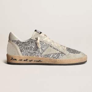 Sneakers vintage de luxe pour hommes, personnalisables, semelle dorée, blanches, respirantes, à lacets, motif géométrique, tendance mode - Product Image 5