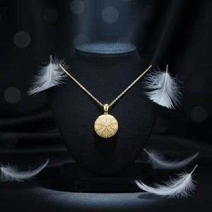 Exquisito Medallón de Mariposa en Oro Sólido de 9K/14K/18K con Intrincado Motivo Floral para Joyería de Lujo Diaria - Product Image 4