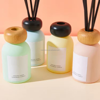 Vente en gros de bouteilles de diffuseur de roseau en verre vide de 80ml avec bouchon à bille de volatilisation de boue de diato
