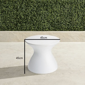 طاولة صالة حمام سباحة فاخرة على شكل حافة من من من من من من من من أجل كراسي التشمس للاسترخاء في حمام السباحة - Product Image 2