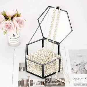 Elegante Caja Hexagonal de Metal Dorado para Anillos, Caja de Regalo Personalizada para Anillos de Boda, Caja de Joyería con Flores Preservadas Transparentes - Product Image 4