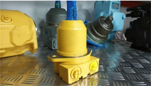 Moteur hydraulique F070823 Pompe à piston hydraulique F070823 810E 1010E 1070E 1110E 1170E 1210E 1270E - Product Image 6