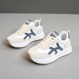 Q3602 Chaussures <span class=keywords><strong>de</strong></span> sport pour femmes en gros du fabricant, chaussures plates en caoutchouc pour femmes - Product Image 5