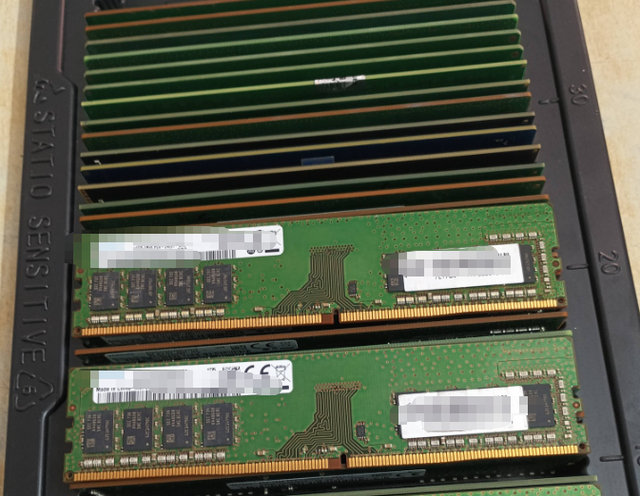 Used 64GB DDR4 3200MHz REG ECC Server Memory RAM