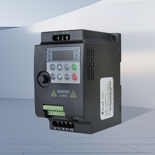 High Tech VFD 220V 380V Three Phase Single Phase Frequency Converter 630 Series 0.4kw 0.75kw 1.5kw Variable Frequency Drive