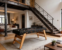 Mesa de Futbolín de Diseño Italiano de Alta Gama con Construcción de Madera para Villas de Lujo, Mesa de Fútbol para Entretenimiento en el Hogar