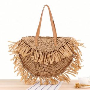 Sac à main en paille décoré de pompons pour femme, idéal pour l'été et les jeunes femmes - Product Image 1