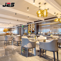 Ensemble de table et chaises de restaurant J2S, design moderne en bois, personnalisé pour hôtel, luxe, contract architectural, quartz, marbre