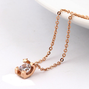 Collier géométrique en or rose et zircon pour femmes, chaîne de clavicule minimaliste, bijoux à porter au quotidien, cadeau - Product Image 1