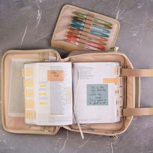 Muestra Gratuita de Funda para Libros Multifuncional de Gran Tamaño, Funda Creativa para Biblia con Impresión, Fundas para Biblia Sublimadas - Product Image 5