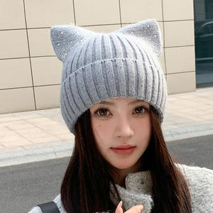 Damen Mode Angora Kaninchenwolle Gestrickte Mütze mit Kristall Glänzenden Strasssteinen Pailletten Katzenohren - Product Image 2