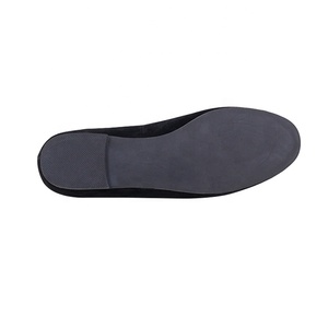 Nouveau design de chaussures plates pour femmes à tige en cuir suédé noir vente en gros - Product Image 6