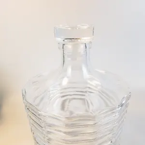 Factory Supply Wine Champagne Brandy Stopper Engraved Logo Glass Bottle Sealed Crystal Wine Stopper