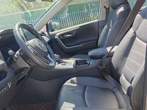 Vente en gros à <span class=keywords><strong>prix</strong></span> réduit : Voiture d'occasion de haute qualité Toyota <span class=keywords><strong>RAV</strong></span>-<span class=keywords><strong>4</strong></span> AWD 2.0L essence pour usage familial, modèles 2020, 2021, <span class=keywords><strong>2022</strong></span> - Product Image 5