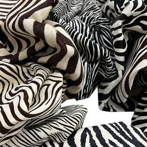 Collezione con stampa zebra di pelliccia di cavallo vera pelle per gioielli e borse Spot - Product Image 6