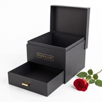 Boîte carrée en carton avec couvercle et plateau floral pour l'emballage de roses éternelles – Carton de qualité supérieure