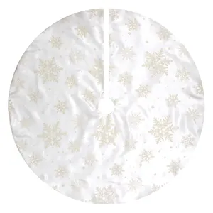 उच्च गुणवत्ता वाली 36 इंच सफेद क्रिसमस ट्री स्कर्ट, नरम कृत्रिम फर, फ्लॉकिंग तकनीक के माध्यम से लक्जरी क्रिसमस ग्राफिक्स के साथ आरामदायक घरेलू सजावट