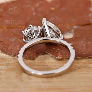Anillo de Compromiso Toi Et Moi con Diamante Cultivado en Laboratorio con Certificación IGI CVD VVS, Anillo de Plata 925 Personalizado para Mujer, Corte Pera Redondo, Joyería Fina - Product Image 2