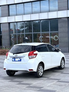<span class=keywords><strong>Toyota</strong></span> <span class=keywords><strong>Yaris</strong></span> L Hatchback 1.5G Édition Toit Ouvrant <span class=keywords><strong>2015</strong></span> d'<span class=keywords><strong>occasion</strong></span>, 93 000 km, Conduite à Gauche, Essence, Véhicule en Gros Prêt à l'Expédition, Vente Chaude - Product Image 4