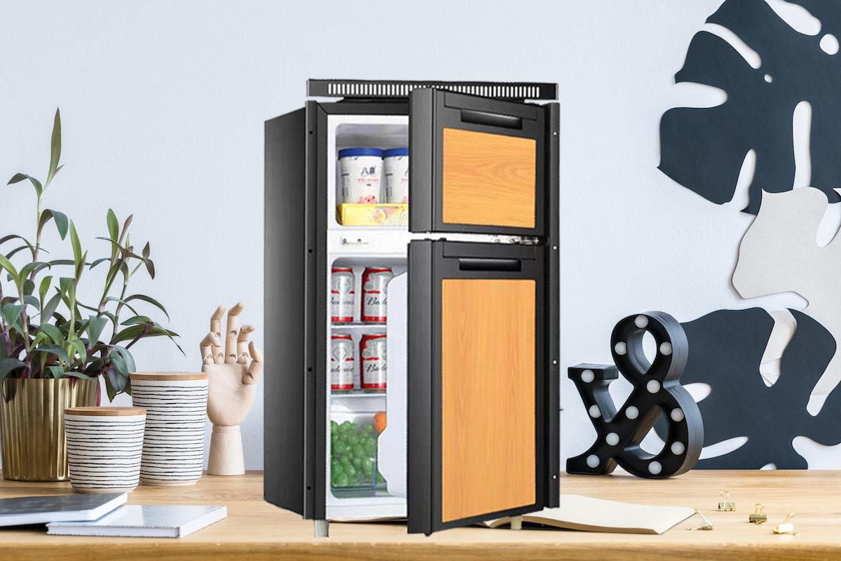 RV 105L 12V 24V Car Fridge Caravan Camping Portable Refrigerator for car boat