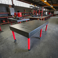 Table de soudage 3D sur mesure avec système de rail mobile, poste de travail multi-trous avec fixation