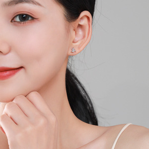 Boucles d'oreilles géométriques en argent sterling S925 avec zircone ronde, version cuivre personnalisable, style minimaliste pour femmes - Cadeau créatif - Product Image 2