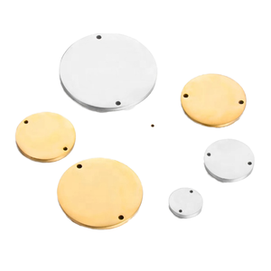 Etiquetas Rectangulares de Metal Pulido con Baño de Oro Personalizadas de Lujo, Diseño Grabado Profundo para Bolsos de Alta Gama y Muebles de Estilo Deportivo - Product Image 3