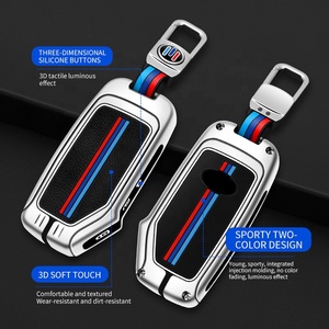 Funda <span class=keywords><strong>de</strong></span> Lujo <span class=keywords><strong>de</strong></span> Metal y Silicona <span class=keywords><strong>para</strong></span> Llave <span class=keywords><strong>de</strong></span> Coche Kia K5 K3 Seltos, Anticaída, Resistente al Desgaste, <span class=keywords><strong>Protector</strong></span> <span class=keywords><strong>de</strong></span> Llave Elegante con Llavero, Venta al por Mayor - Product Image 2
