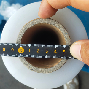 工場直販最安値 パレット包装用プラスチック包装 LLDPEストレッチフィルムロール 手巻き/機械巻き両用 保護フィルム - Product Image 2