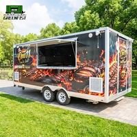 Remorque de barbecue mobile de 5 mètres, équipée d'un barbecue et d'un ventilateur d'extraction, pour la vente de barbecues.