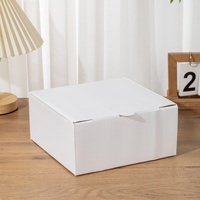 Boîte à gâteau mousse au fromage ondulé blanc de 6 pouces de 8 pouces Boîte à gâteau dessert à mille couches Emballage de transport congelé estampage pour aliments