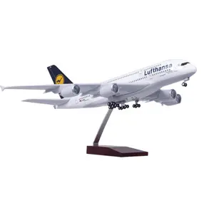 Personnaliser à chaud Lufthansa Airbus A380 LED modèle d'avion commande vocale modèle d'avion de passagers 1:160 46cm