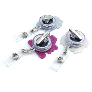 Medicina personalizada asistente médico regalo acrílico enfermera nombre etiqueta insignia carrete brillo titular retráctil enfermera cocodrilo Clip insignia - Product Image 5