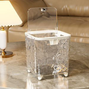 ถังขยะตั้งโต๊ะสำหรับหอพักนักเรียนสุดหรู พลาสติกทรงสี่เหลี่ยม ลายคลื่นน้ำ ฝาเปิดแบบกดยืดหยุ่น ใช้ในห้องนั่งเล่น ใส่ของจุกจิก ซาร่า - Product Image 6