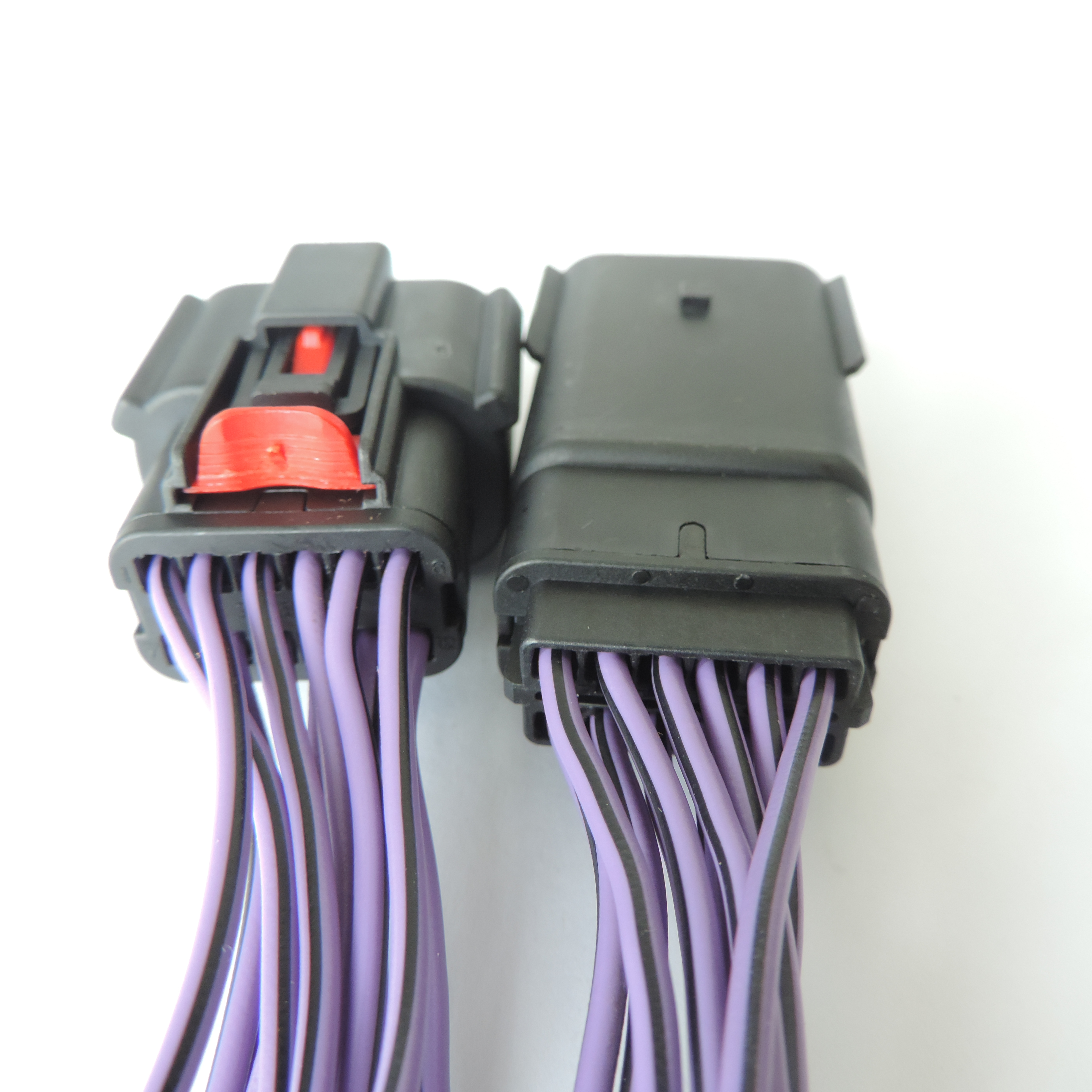 Automotive Connector Housing Socket, MX150 33472, 4 Ways